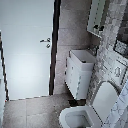 Dia Apartment