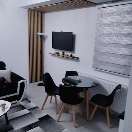 Dia Apartment